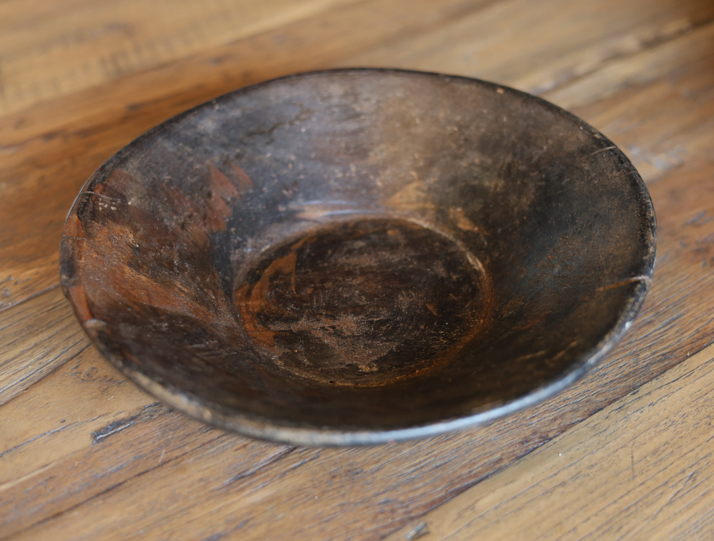 Oude houten ronde schaal