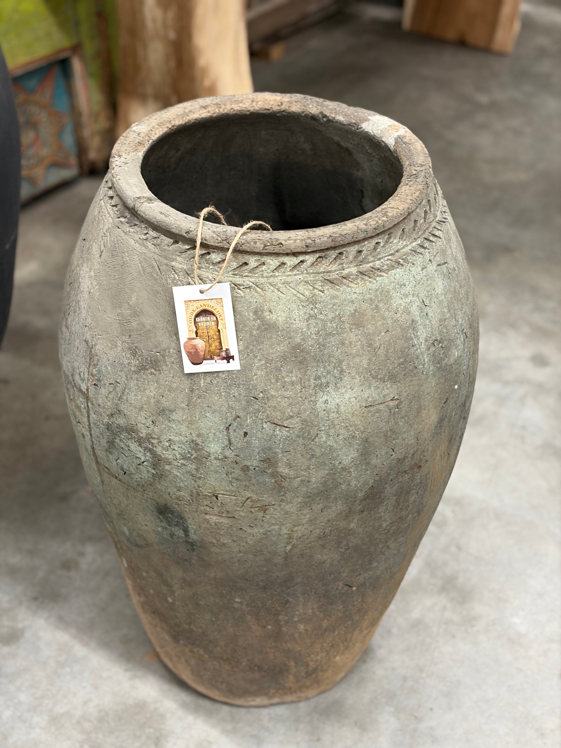 Oude kruik uit india