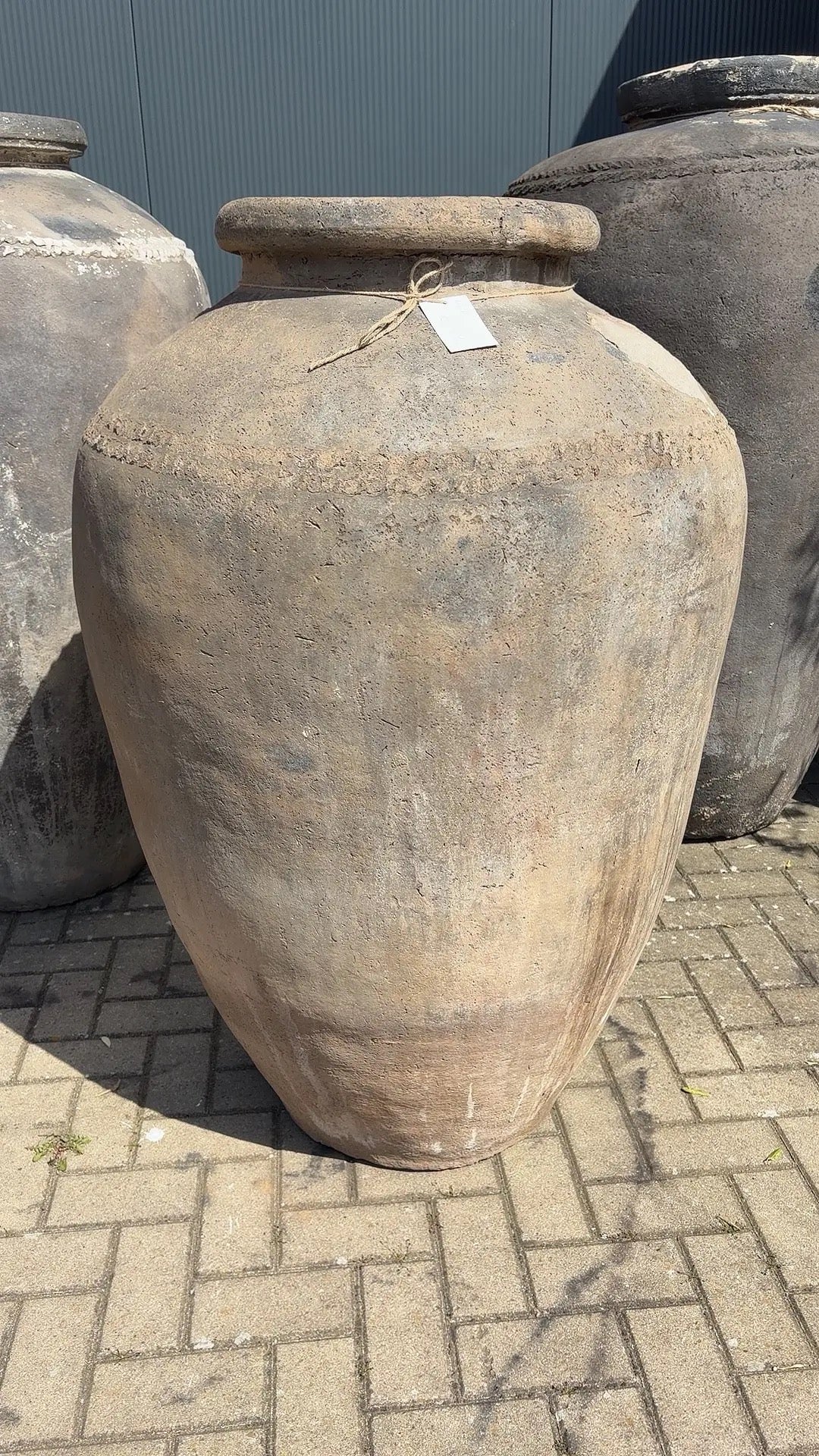 Grote authentieke oude kruik uit India Nr 2